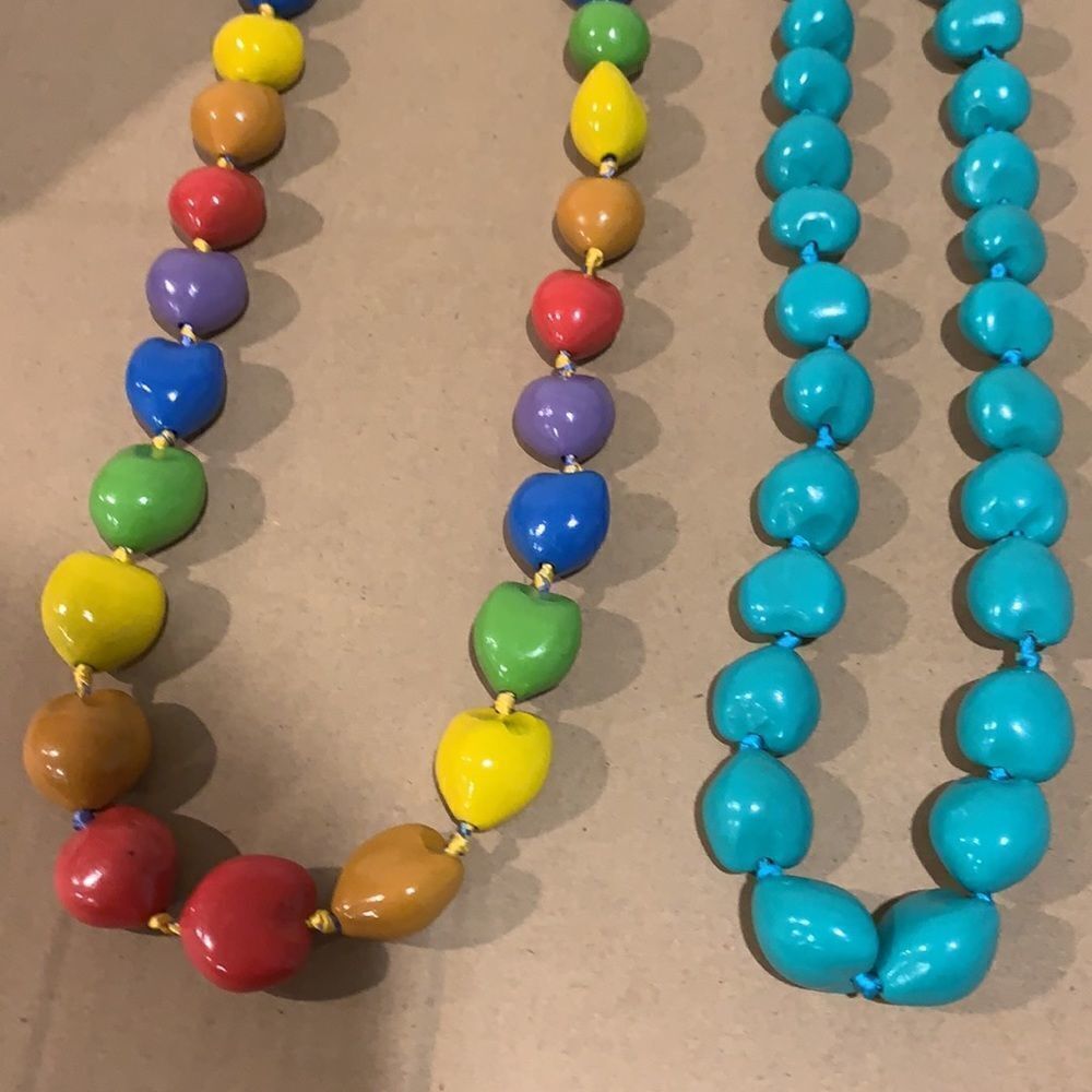 Wooden heart shapes necklaces 👗 - Picture 4 of 6